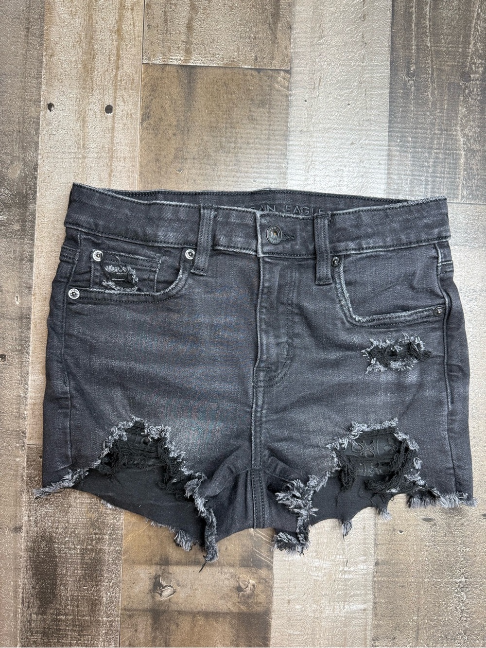 American Eagle High Rise Shortie Black Distressed Denim Shortie size 4